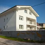 Apartment - Spa & Free Parking, Center