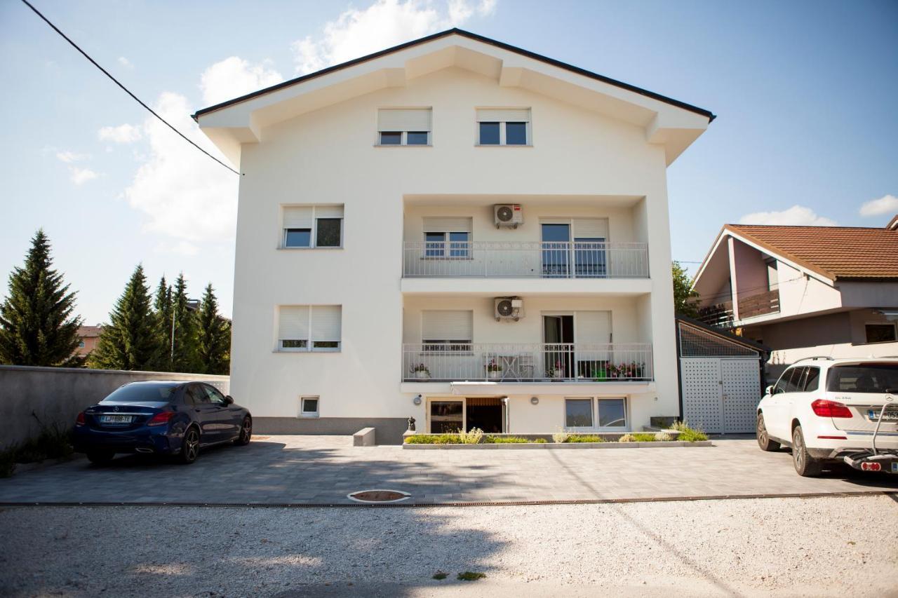 - & Free Parking, Center Apartment Laibach
